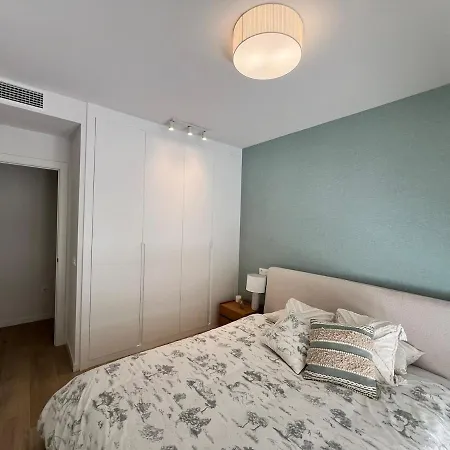 5 Minutes From Puerto Banus, Apartman
